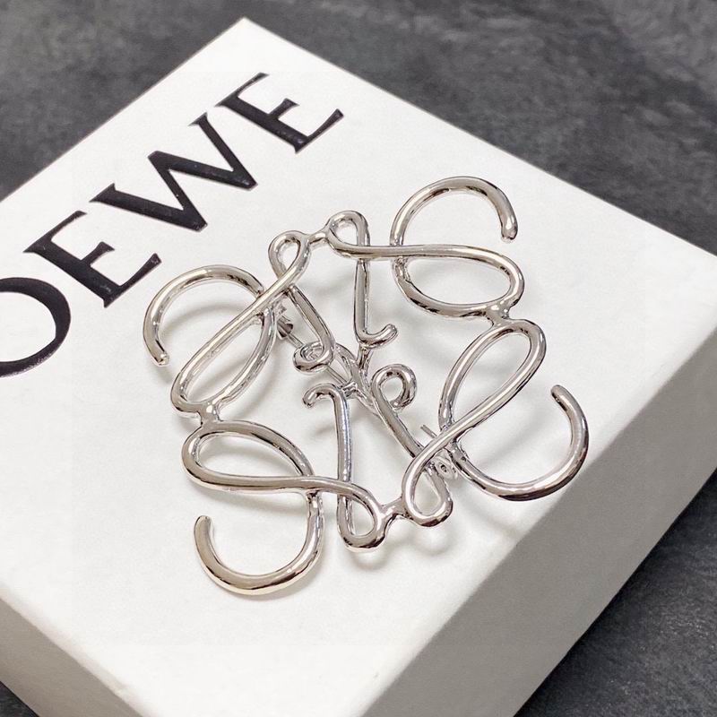 Loewe brooch 10lyw4